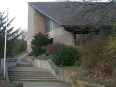 Aufgang zur Kirche